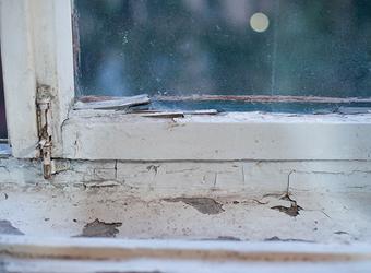 flakywindow