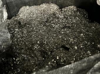 Spacermaterial im Recyclingprozess